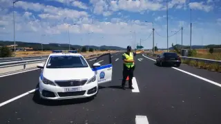 Арест за корумпирани пътни полицаи, "заработили" 120 000 евро