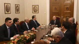 Легендарен седесар за мълвата за новия служебен премиер: Няма нищо за чудене - Радев и ПП-ДБ са едно