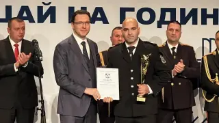 Жандармерист от Монтана е полицай на годината, измъкнал жена от тежка катастрофа