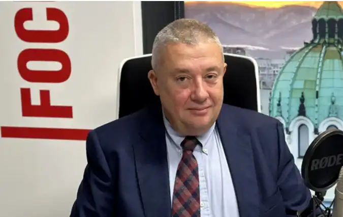 Евродепутат от СДС: Решаваме за изборите през...