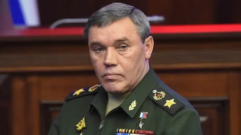 На ген. Герасимов му спретнаха жестока критика заради провала в Покровск и Купянск – в Генералния щаб на ВС на РФ цари хаос