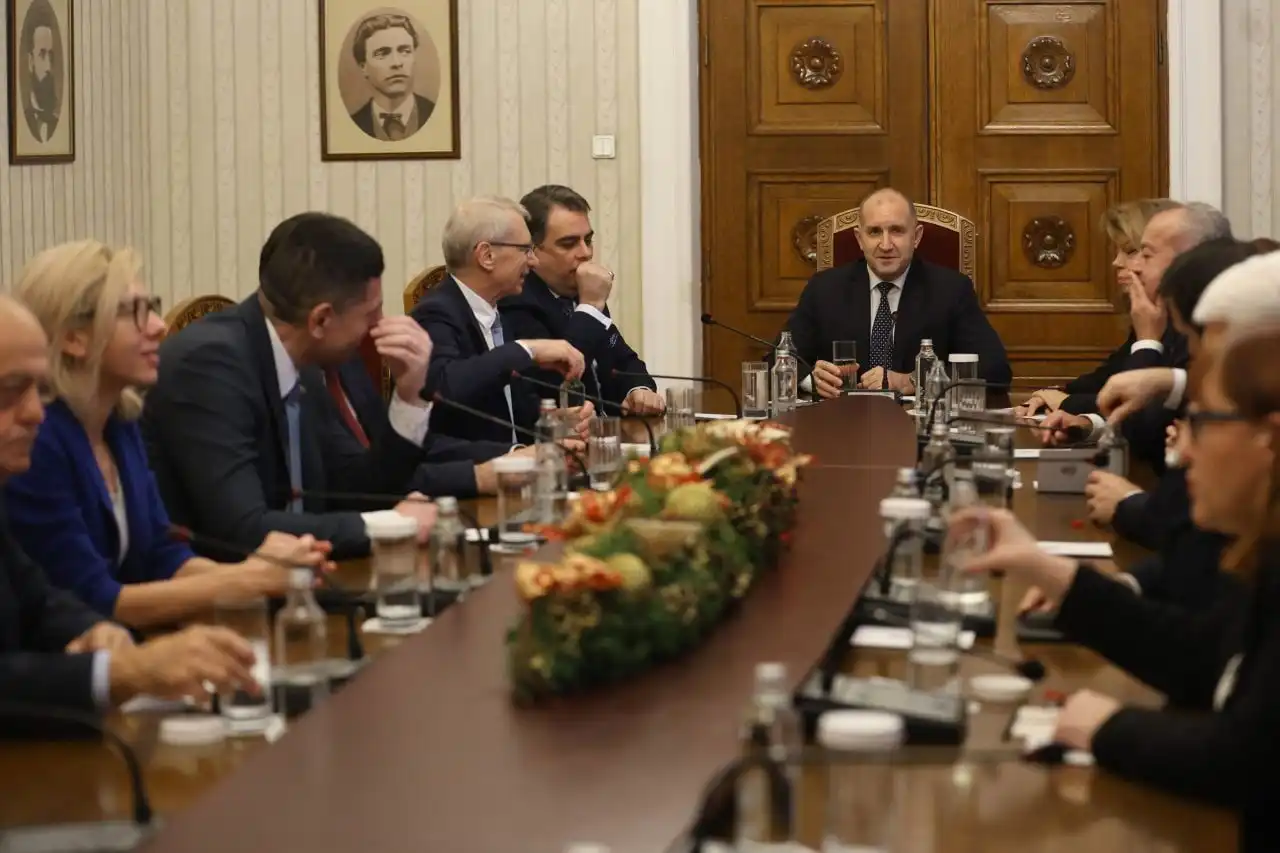 Гледахме втора част на "С вас сме, г-н Президент"