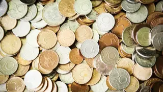 Клиент на столична банка чупи рекорди! Ето колко стотици хиляди монети занесе за обмяна