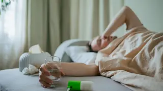 Забравете за скъпите лекарства: Простото народно средство, което наистина лекува настинката