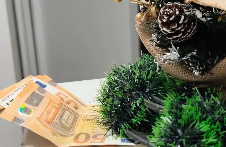 След гурбета, в съда: Баби си търсят еврото от внуците!