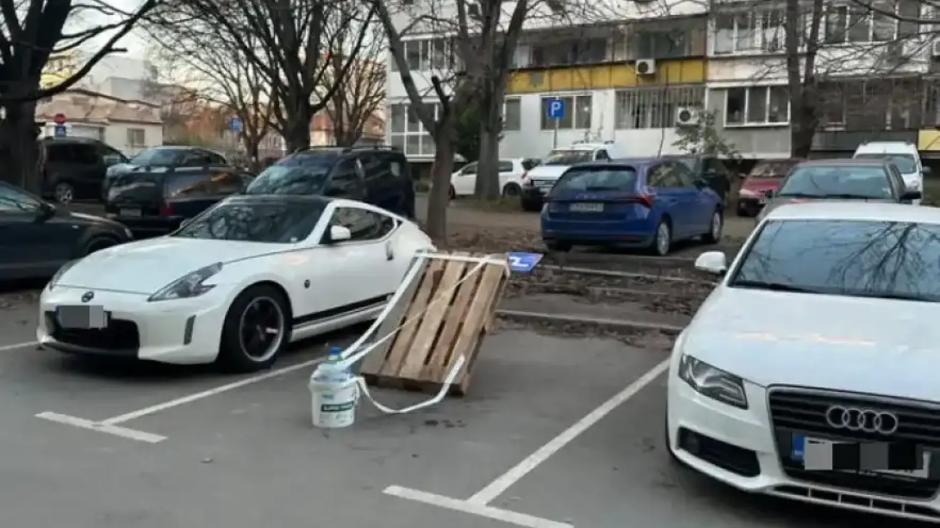 Бащиния по варненски: Как се пази паркомясто в морската столица