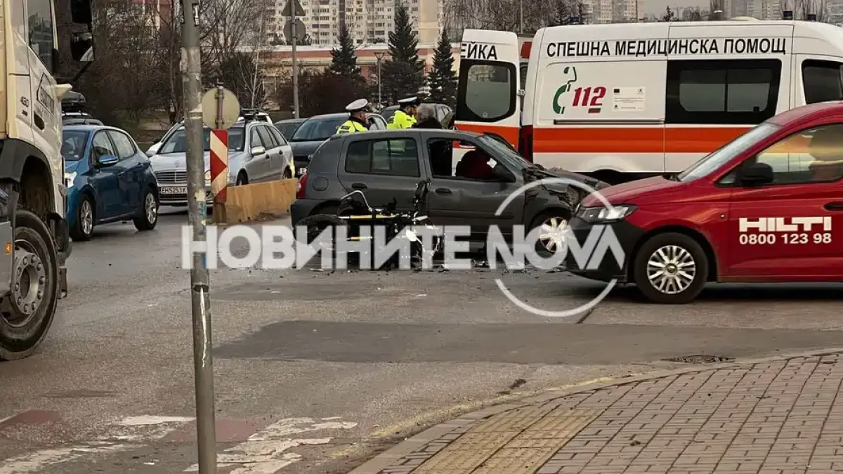 Тежка катастрофа пред УНСС Снимки