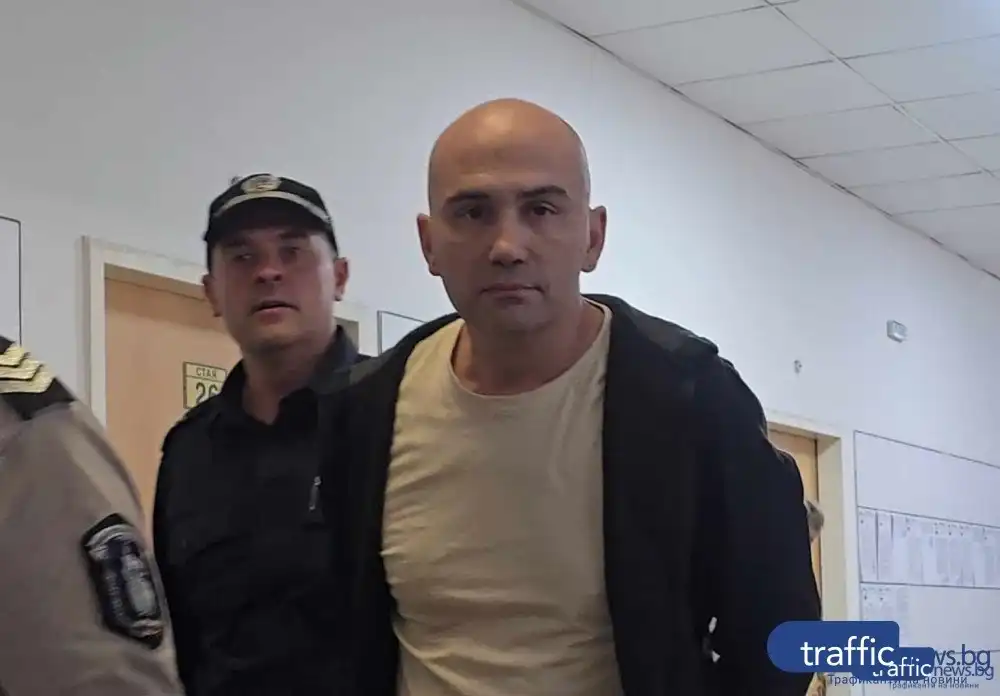 Известният пловдивски фотограф педофил не е на себе си след тази вест