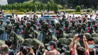 Тръмп въоръжава Тайван за милиарди, Китай реагира незабавно