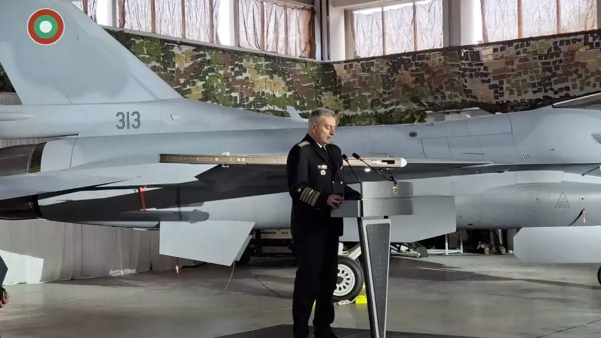 Началникът на отбраната: Нова ера в българската армия с F-16 Видео