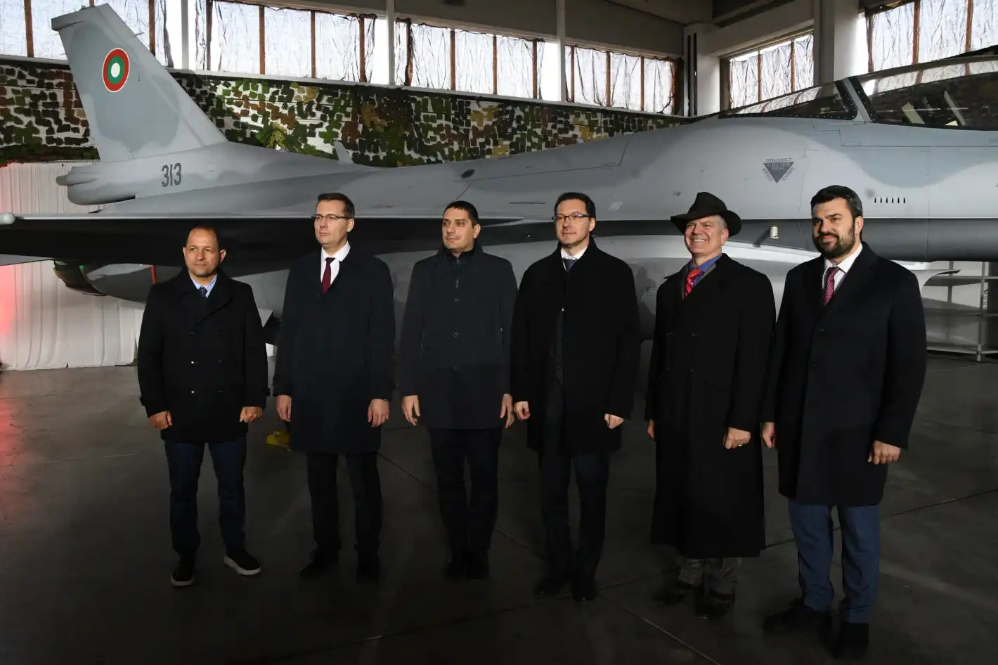 Митов за F-16: Без стратегическите решения, взети от ГЕРБ, този напредък нямаше да е възможен