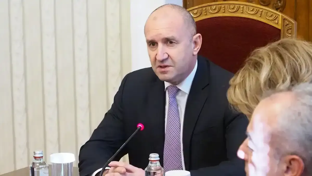 Овчаров: Радев няма кураж да излезе на изборите, той е част от сглобката!