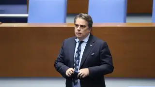 Буруджиева: Асен Василев се привижда като новия Иван Костов