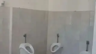 Показаха какво се вижда на камерите, сложени в тоалетните на 138-о училище