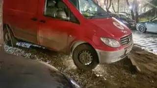 Пловдив изтръпна: Откриха труп на мъж в изоставена къща