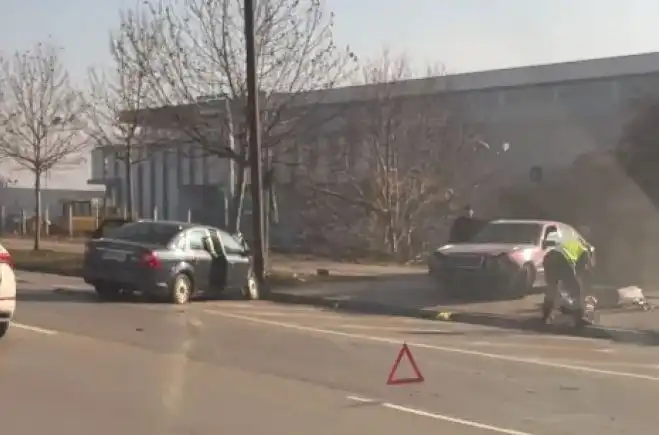 Тройна верижна катастрофа на ключов булевард в София