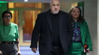 Важна дама в ГЕРБ разчувства цяла България със снимки за Коледа