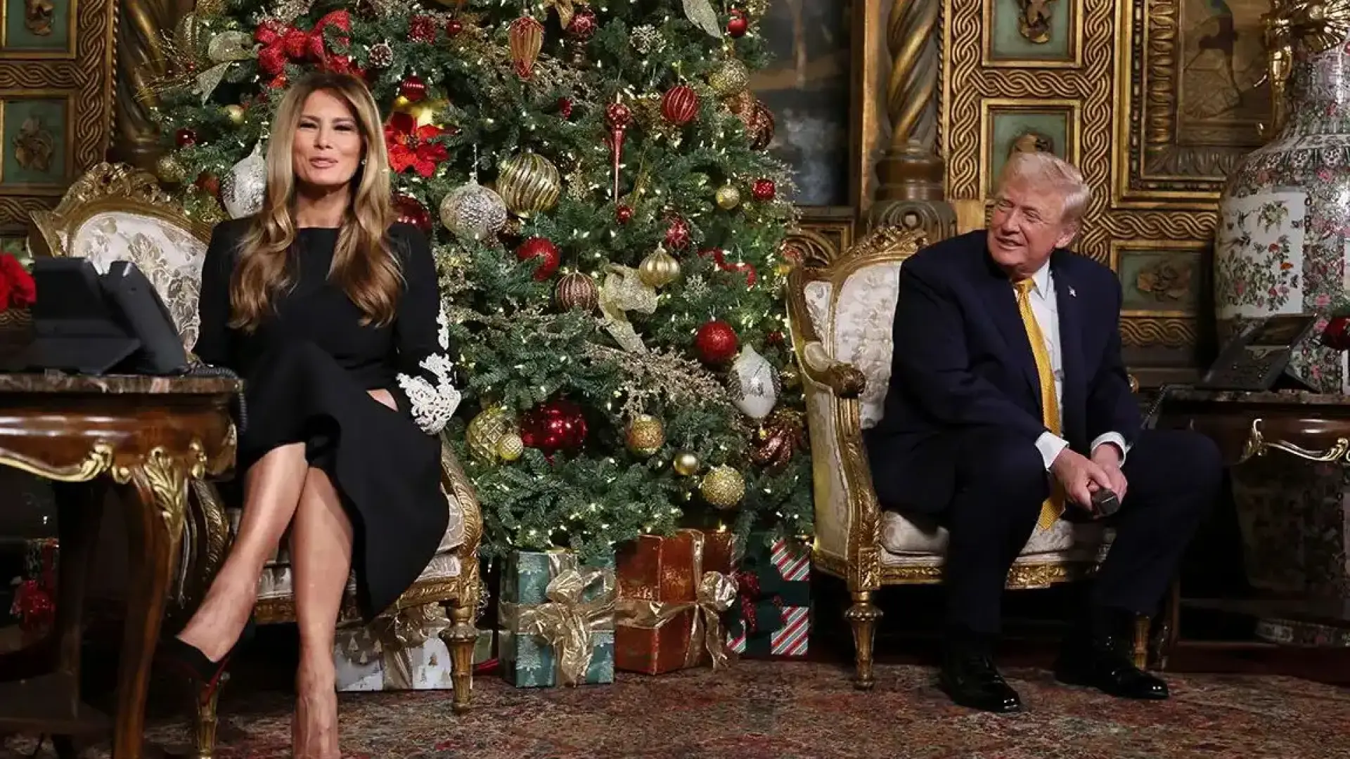 Тръмп с уникален жест навръх Коледа, разсмя всички Снимки