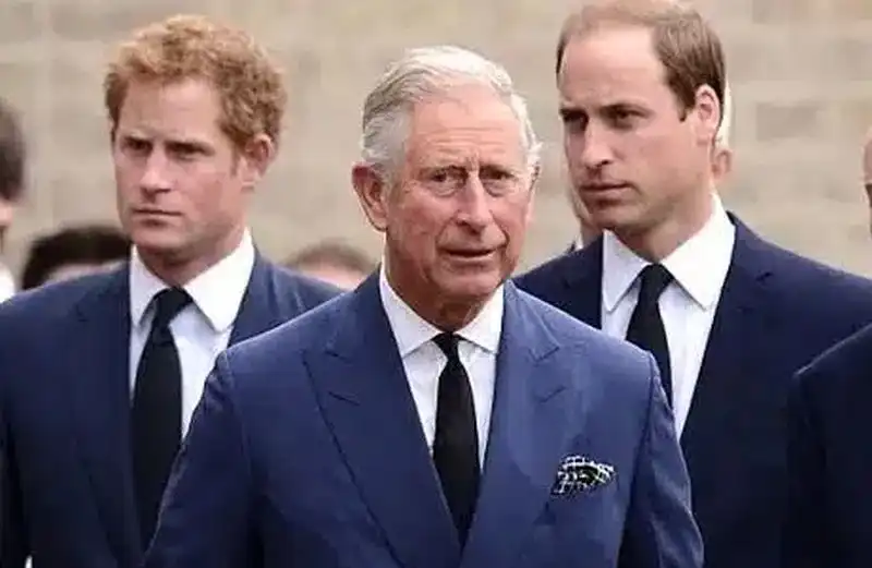 Дворцови войни: Най-големите се счепкаха в люта схватка за короната на Британия