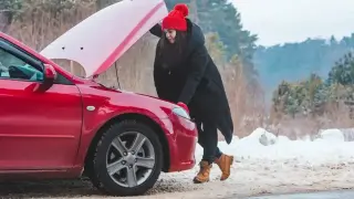 Група седмокласници върна надеждата в доброто на закъсала шофьорка