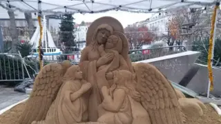 Нещо уникално се появи пред Часовника в Бургас