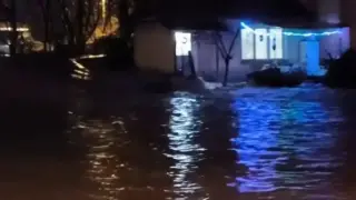 Водна стихия заля наше село навръх Коледа Видео