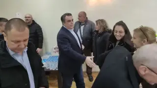 Василев под ключ в Кърджали се изпусна: От скута към милионите за града...