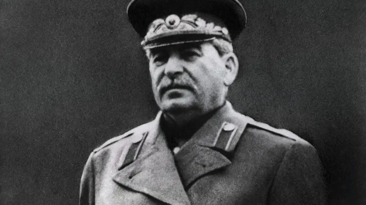 Каква е съдбата на децата на Йосиф Сталин? Дъщеря като принцеса, а синове без щастие