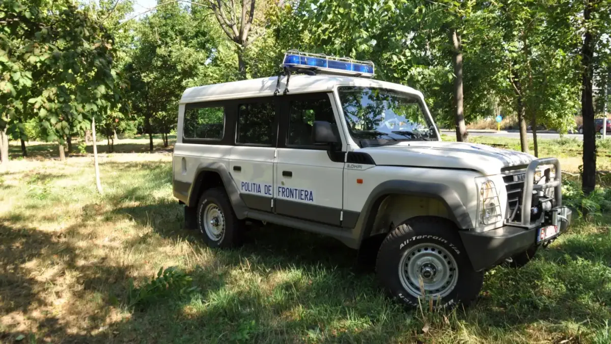 Гранични полицаи в Гюргево задържаха кола с мигранти, върнаха ги в България