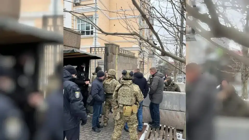 Скандал в Киев: Разбиха ОПГ на украински депутати