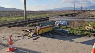 Първа версия за трагедията с 2 трупа на релсите край Сливен Снимки