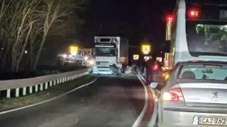 Тежка катастрофа затвори пътя Велико Търново – Гурково, има жертви Видео