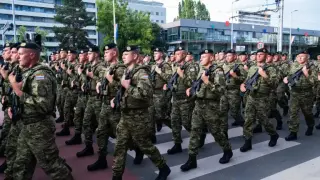 След 17 години пауза: Хърватия официално връща казармата