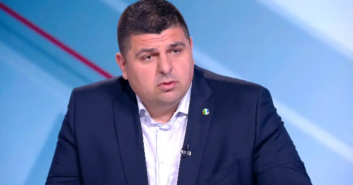 Костадинов заговори за семейството на Мирчев: Баща му е бил натоварен с най-отговорната работа по време на Възродителния процес