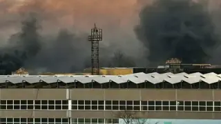 Огнен ад в Пловдив: Цял квартал е обгазен, хората в паника