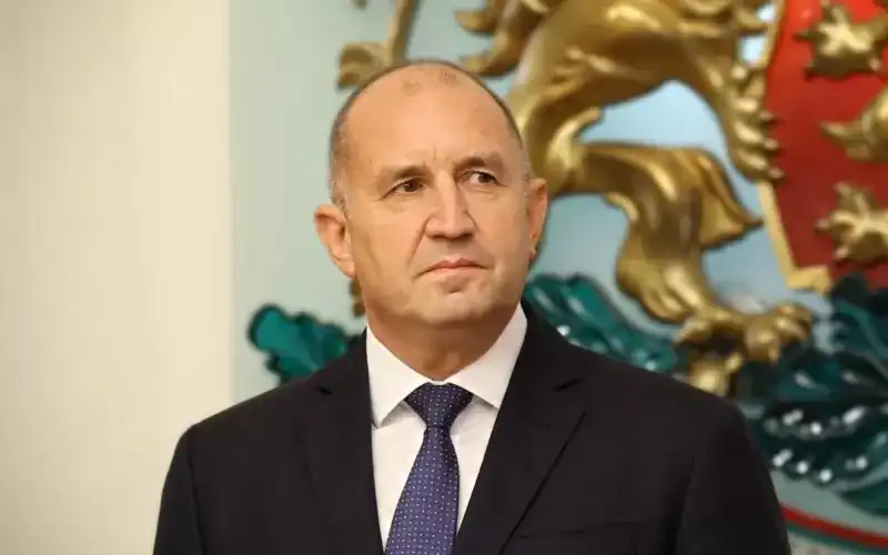 Край на чакането! Стана ясно Радев влиза ли в политиката навръх Нова година