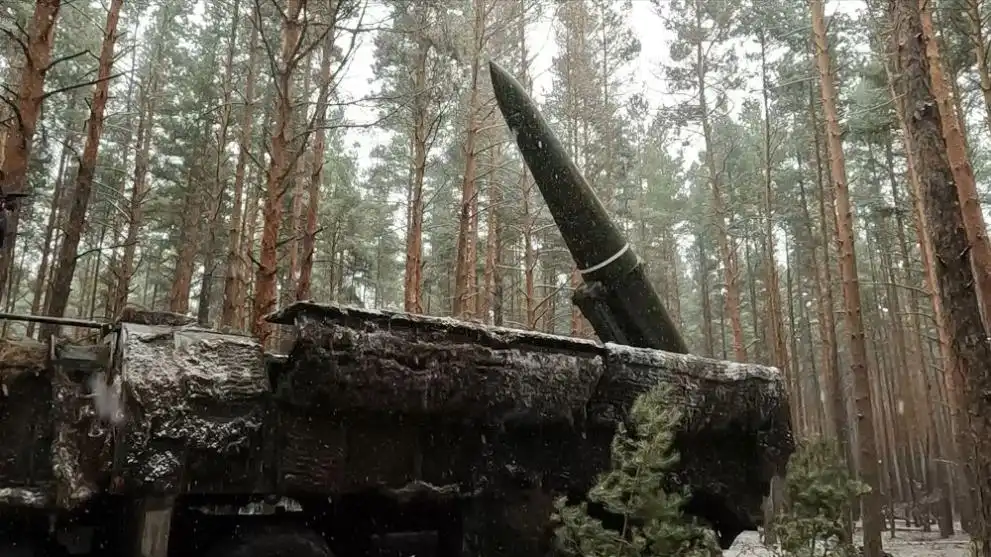 Какво е „Орешник“ - хиперзвуковата ракета, която ПВО не може да спре