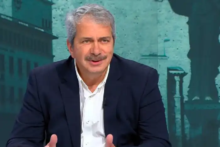 Евгений Михайлов с яростна атака срещу Радев и "националните медии"