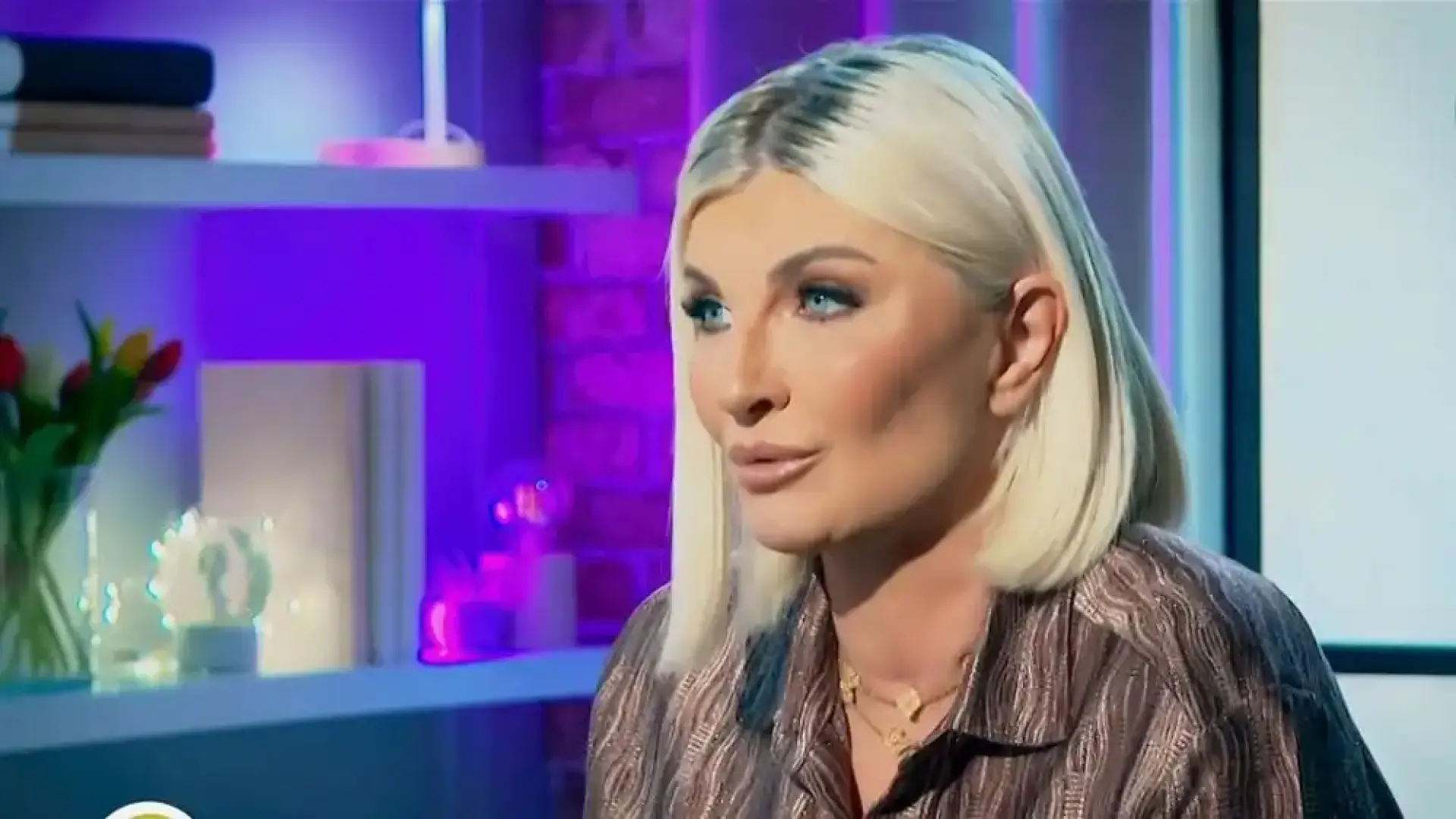 Не сте виждали никога Силвена Роу така: Вече е с дълга коса и... Снимка