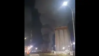 Грохот и звук на самолети се чува в Каракас, част от столицата е без ток На живо
