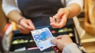Каси под обсада: Рестото превърна магазините в арена на скандали след въвеждането на еврото