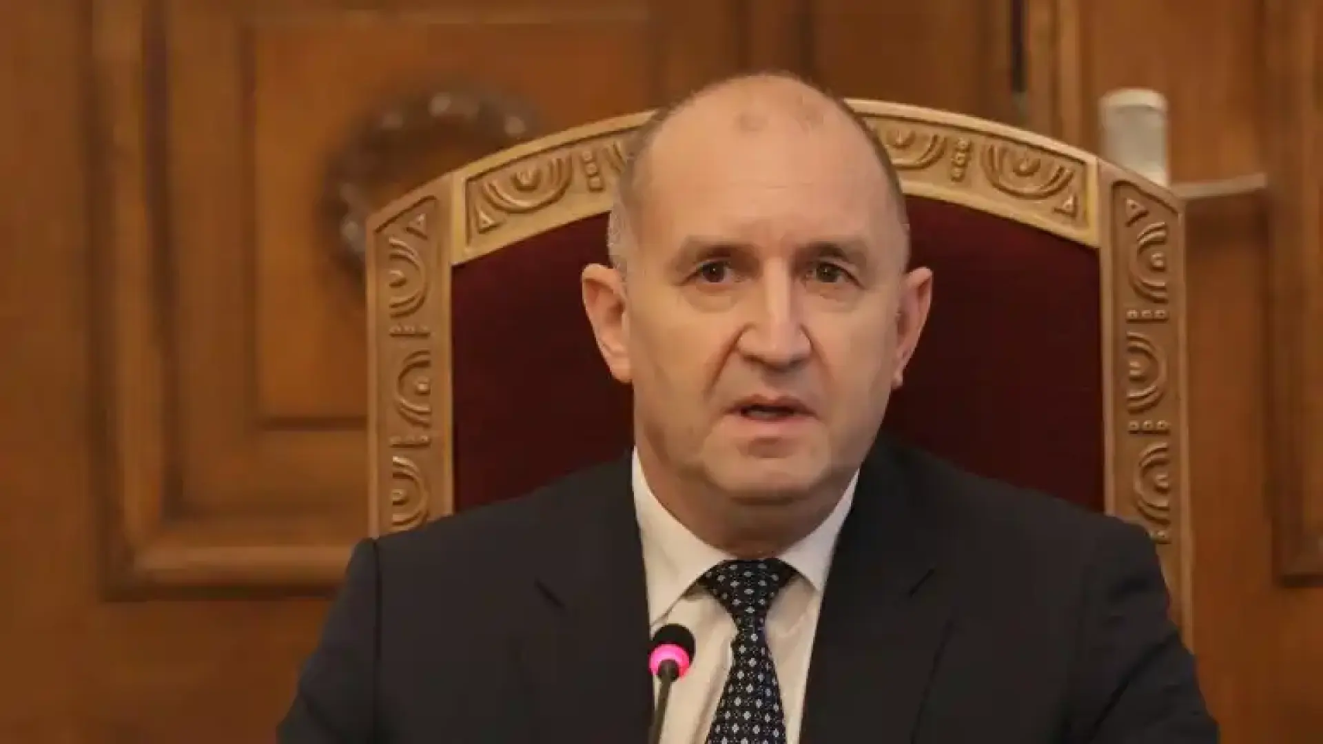 Слави Василев: Ако Румен Радев оглави партия, ще е...