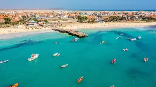 Най-горещата дестинация за зимата - с бели пясъци и тюркоазено море