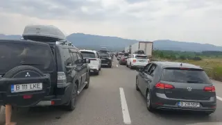 Истински трафик апокалипсис към София: Забраняват камионите по "Тракия", "Струма" и "Хемус" от обяд Видео