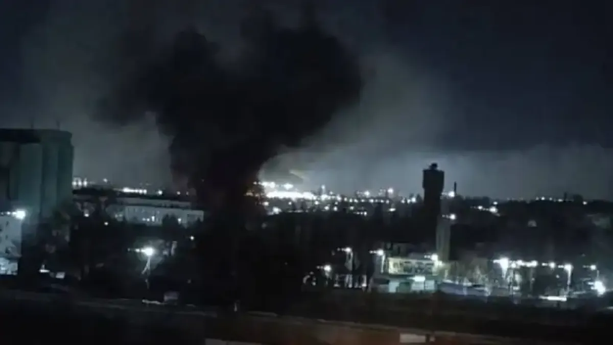 Дронове атакуваха руския град Елец, пламна завод "Енергия" Видео