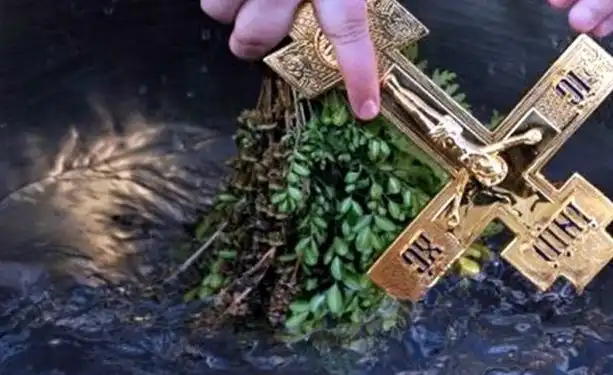 Днес е Попова Коледа! Черпят всички с кръст в името