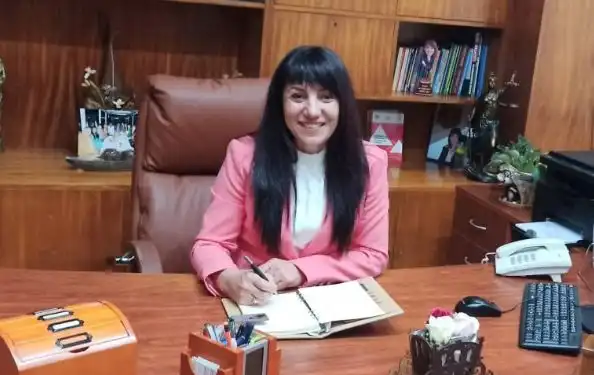 Браво! Кметицата на Венец от ДПС Ахмедова: Няма да има по-високи данъци!