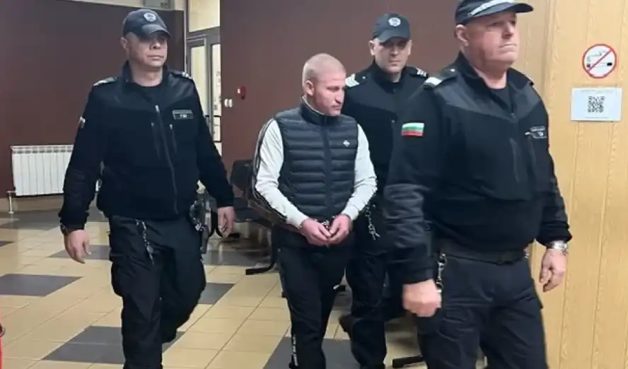 Тошко получи най-лошата вест, след като уби другаря си по чашка Стойчо с мотика
