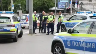 Засилена охрана пред пощите и банките заради пенсиите в евро