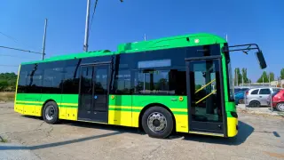 Извиха се опашки за месечна карта за градския транспорт по 1 евро